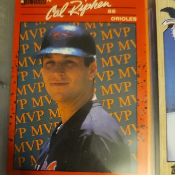 [Rare] Donruss Cal Ripken Jr. MvP (Error) Card. - Picture 2 of 2